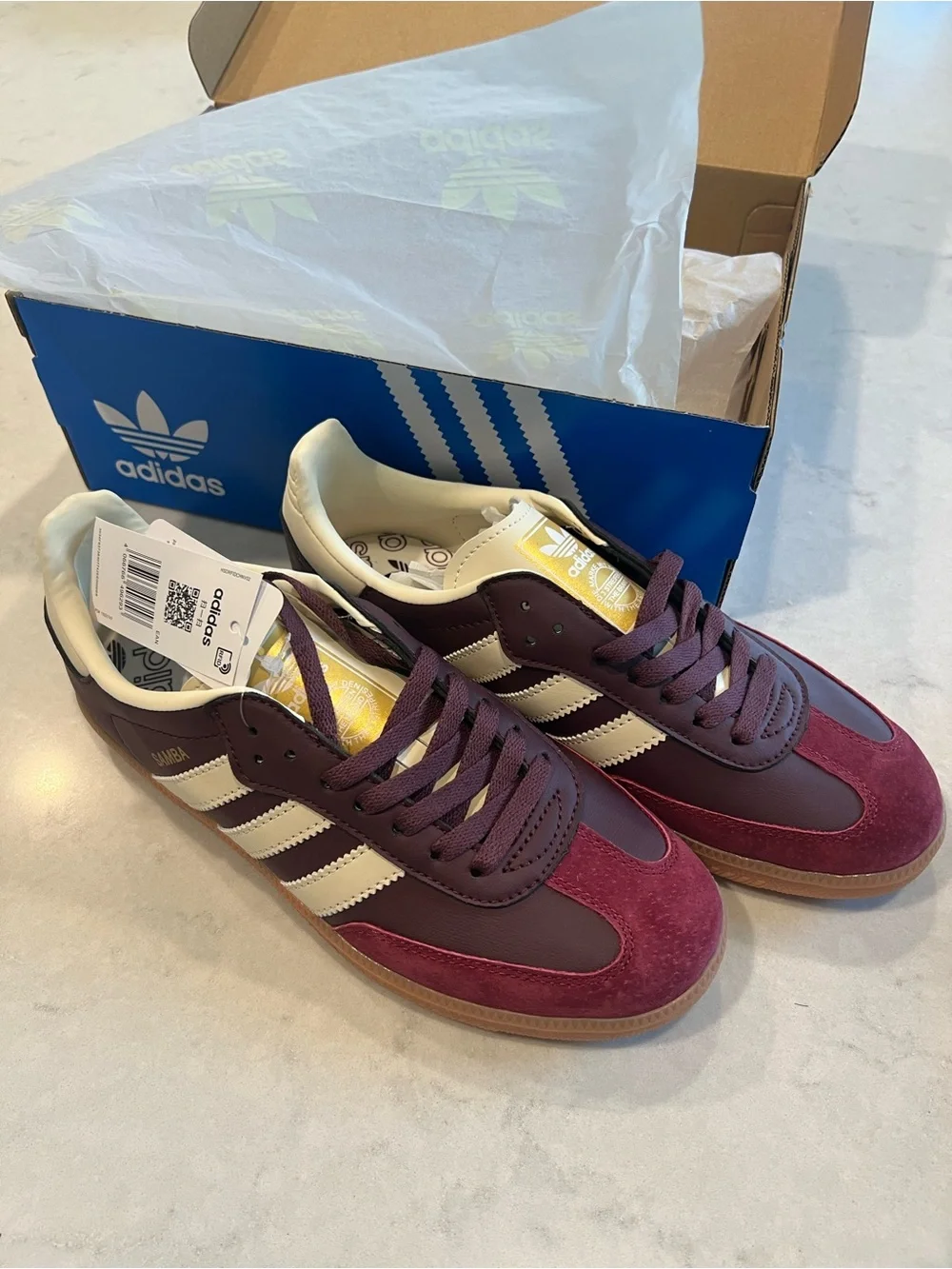 adidas Samba Men's Sneakers in Burgundy and Cream men’s 7.5 women’s 9.5